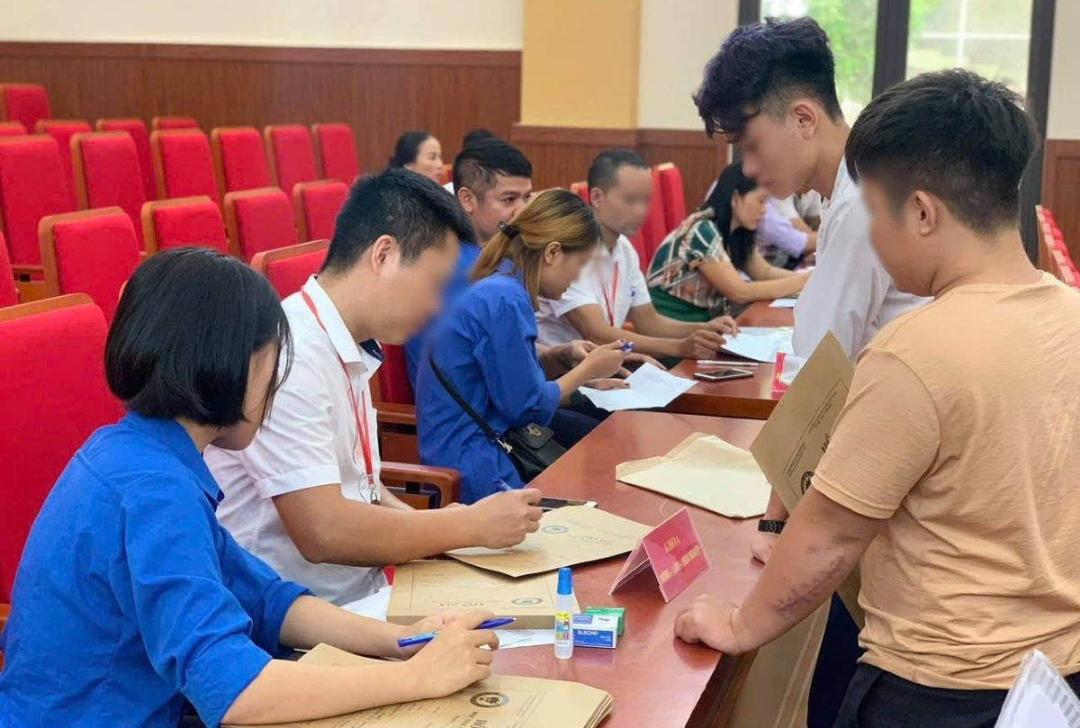 khuyến cáo học sinh