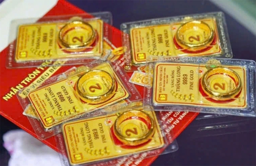 Giá vàng nhẫn tròn trơn 9999 cũng đồng loạt tăng tại nhiều doanh nghiệp