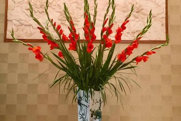 Bình hoa lay ơn trong phong thủy