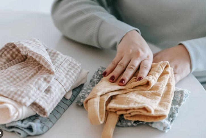 Không nên mặc lại những bộ áo cũ quá lâu