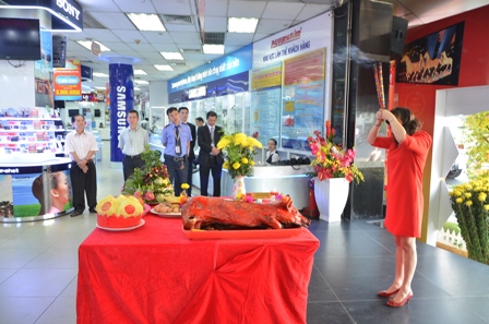 Vì sao có tục bán mở hàng ?bán mở hàng thế nào cho đắt khách ?