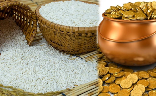 Hũ gạo đặt đúng chỗ, tài lộc đổ về nhà ào ào