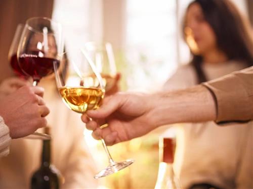 Thầy phong thủy tiết lộ 5 thói quen của người MAY MẮN! Không tùy tiện đưa người lạ về nhà làm hỗn loạn khí trường!